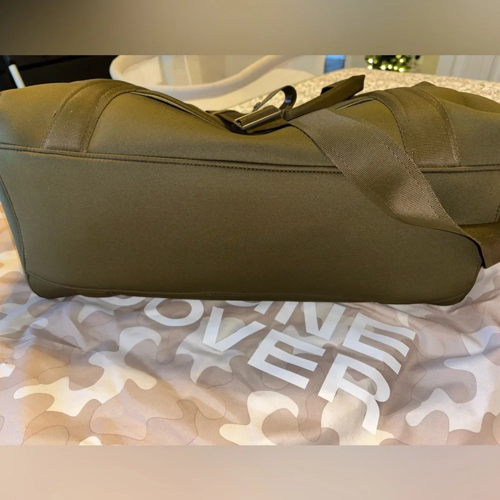 Dagne Dover XL Landon carryall - Picture 7 of 9